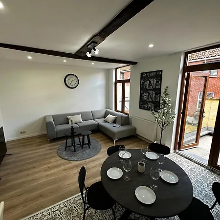 דירה Charming Canal-side In The Heart Of